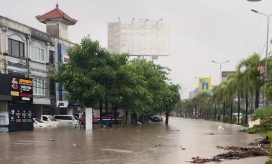 Banjir Besar Terjang Bali, Dua Warga Tewas Terseret Arus